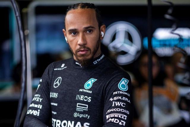 lewis-hamilton-mercedes.jpg